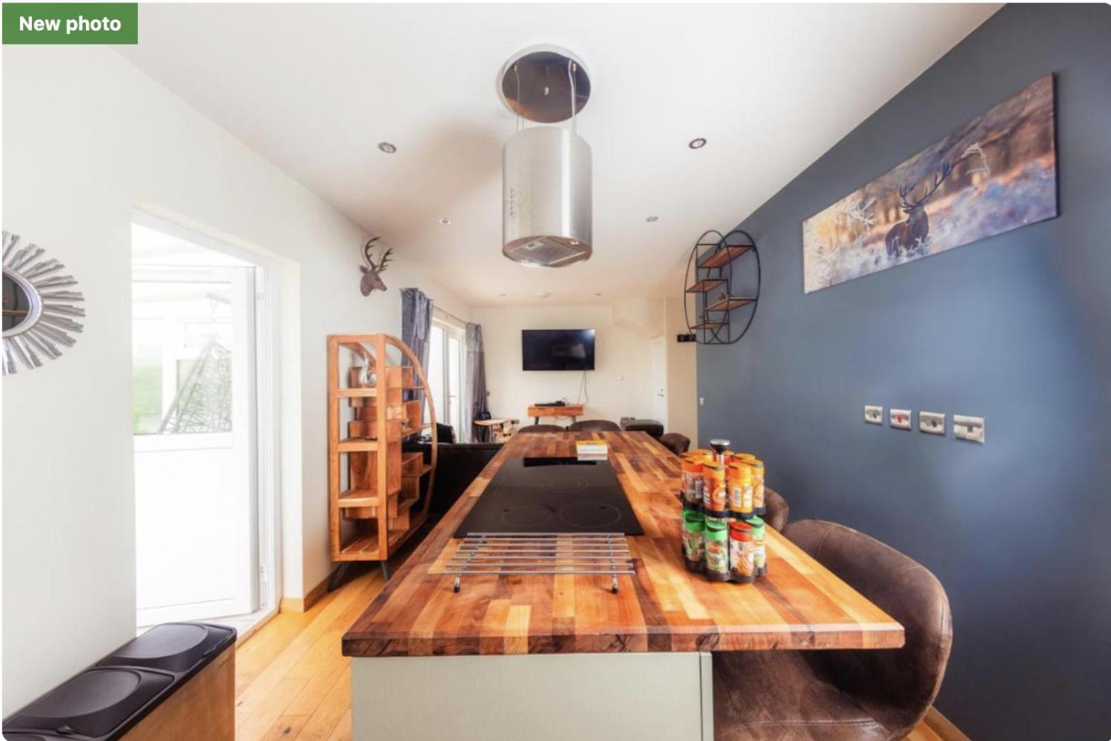 Luxury Cottage With Stunning Views Near Fairy Pools - School House 3 Карбост Экстерьер фото