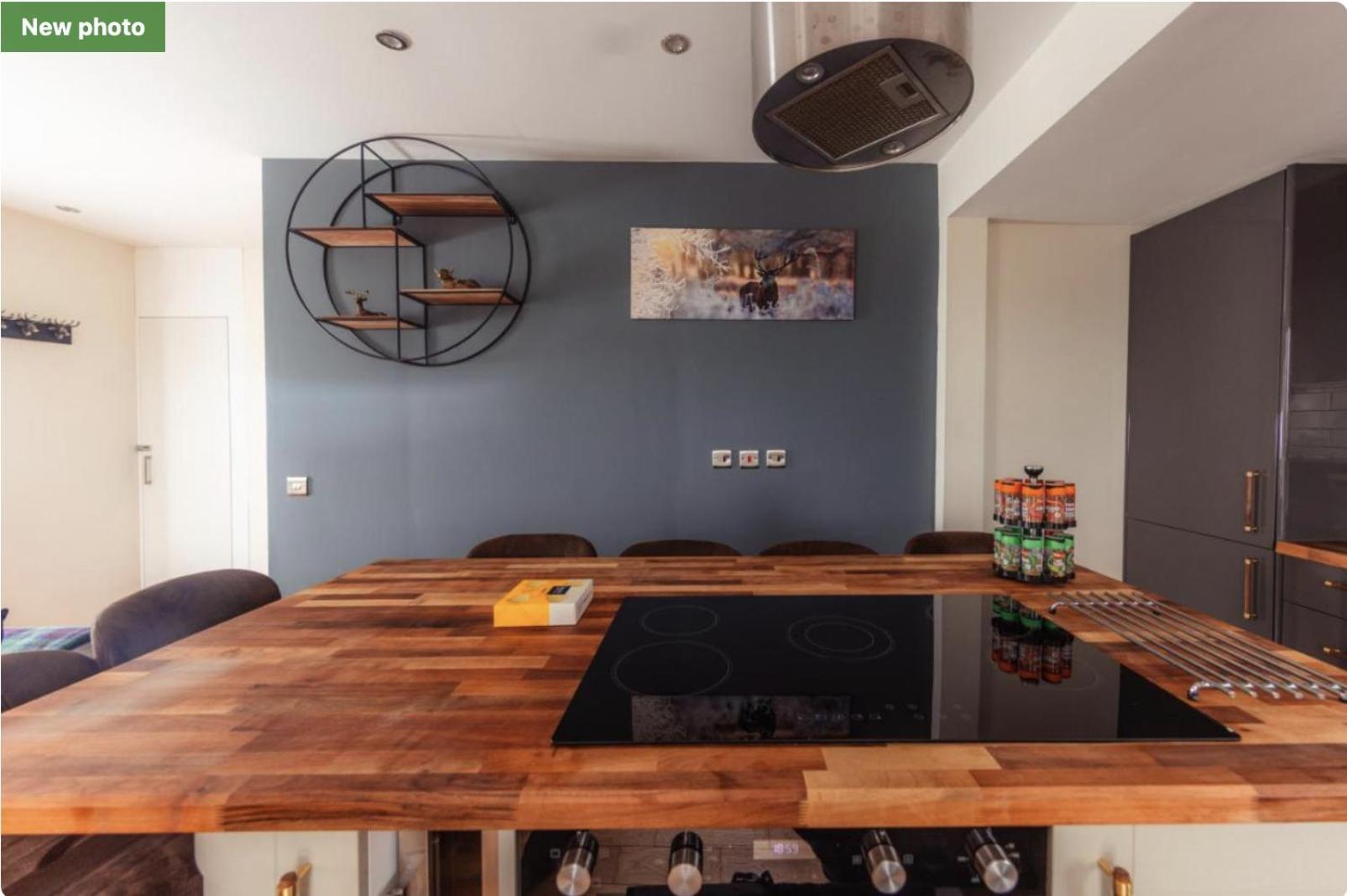 Luxury Cottage With Stunning Views Near Fairy Pools - School House 3 Карбост Экстерьер фото
