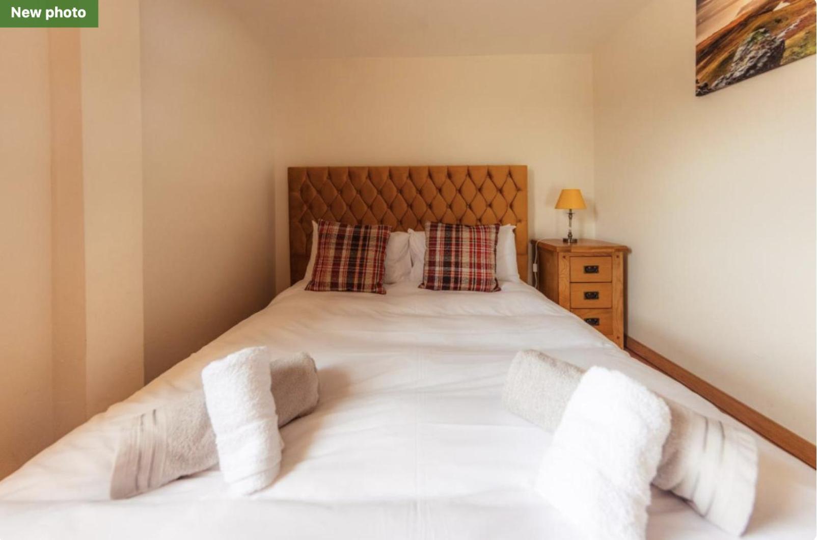 Luxury Cottage With Stunning Views Near Fairy Pools - School House 3 Карбост Экстерьер фото